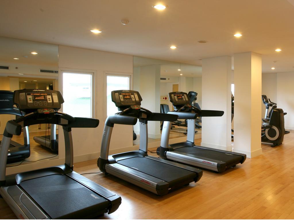 Sintesa Peninsula Hotel Manado Kültér fotó