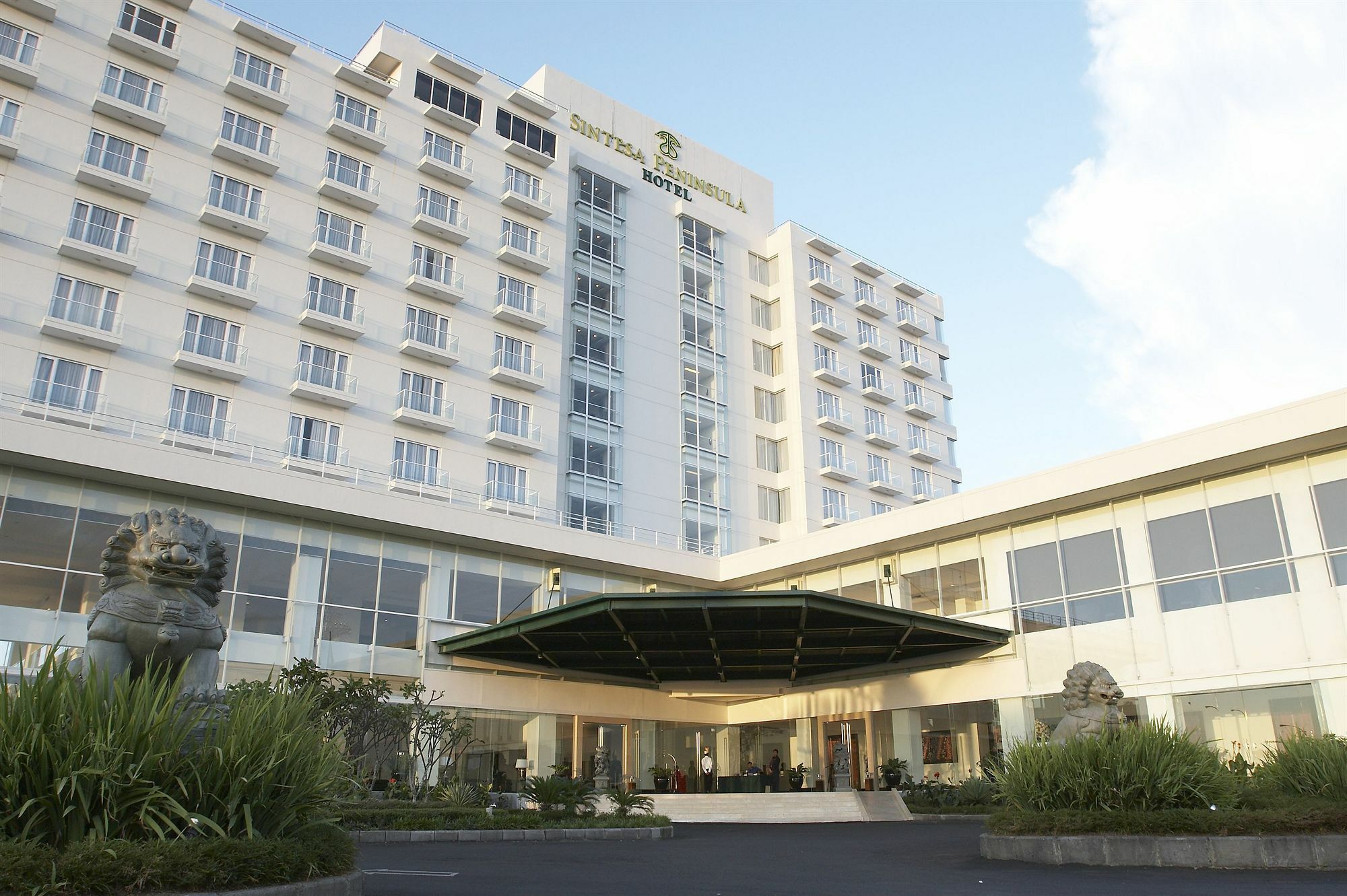 Sintesa Peninsula Hotel Manado Kültér fotó